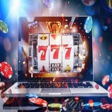 winstar365 စလော့ ဂိမ်း ကစားနေသော မြန်မာ ကစားသမား မြင်ကွင်း